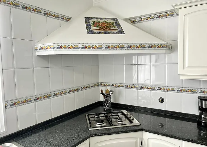 Classic Tranquil Madeiran 4-bedroom * フンシャル