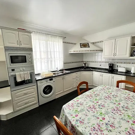 빌라 Classic Tranquil Madeiran 4-bedroom