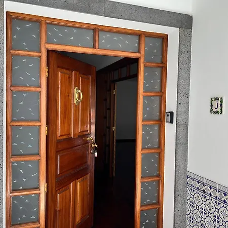 Classic Tranquil Madeiran 4-bedroom *