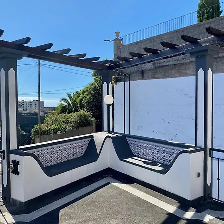 Classic Tranquil Madeiran 4-bedroom *