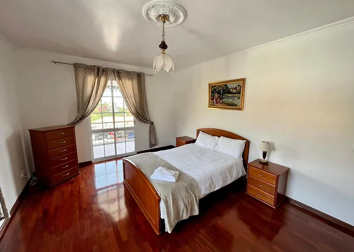 别墅 Classic Tranquil Madeiran 4-bedroom *