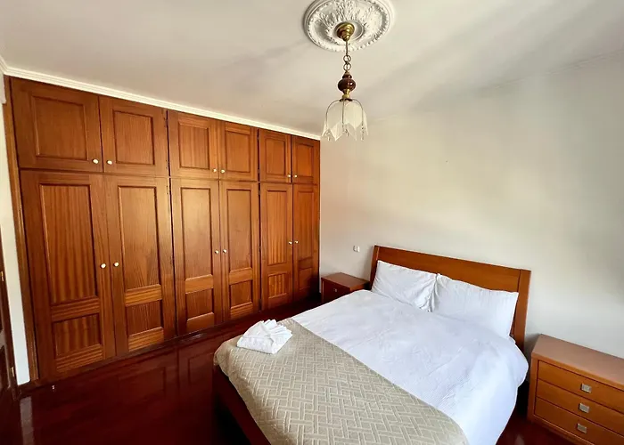 Classic Tranquil Madeiran 4-bedroom