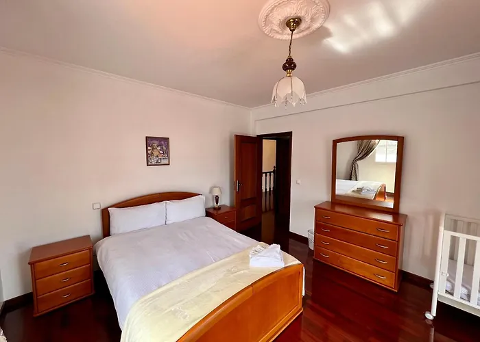 Classic Tranquil Madeiran 4-bedroom 别墅 *
