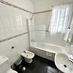 Вилла Classic Tranquil Madeiran 4-bedroom Фуншал
